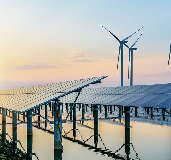 Erneuerbare Energien_Windkraft_Sonnenenergie