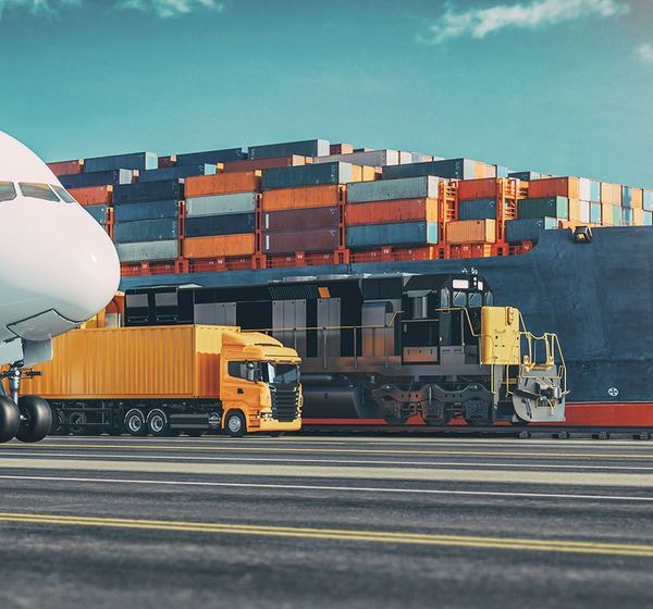 Transportmittel_Kraftstoffe_LKW_Schiff_Flugzeug_Gueterzug